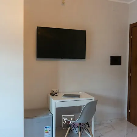 Suites De Luxe 3* Napoli