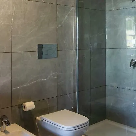 Suites De Luxe
