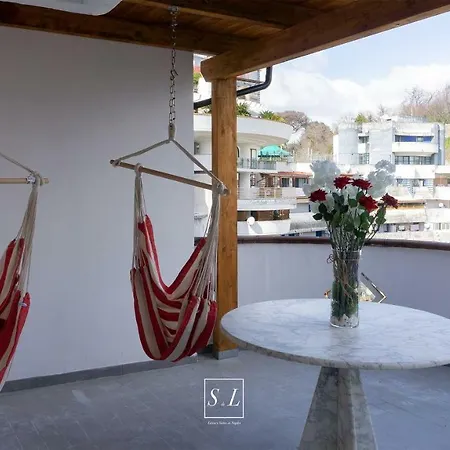 Suites De Luxe Konukevi