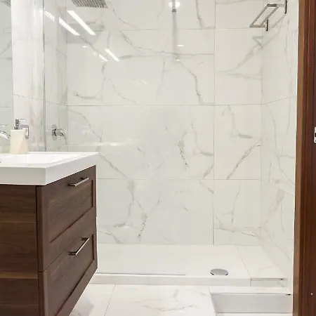 Konukevi Suites De Luxe Napoli