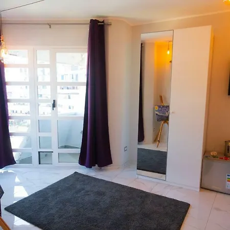 Suites De Luxe