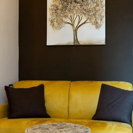 Suites De Luxe
